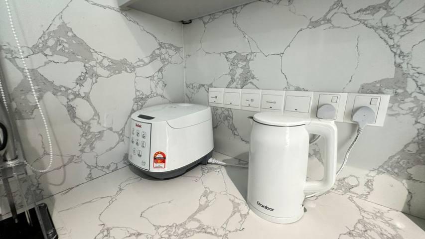 Clara @ The Ooak by Ooakstay photo 9